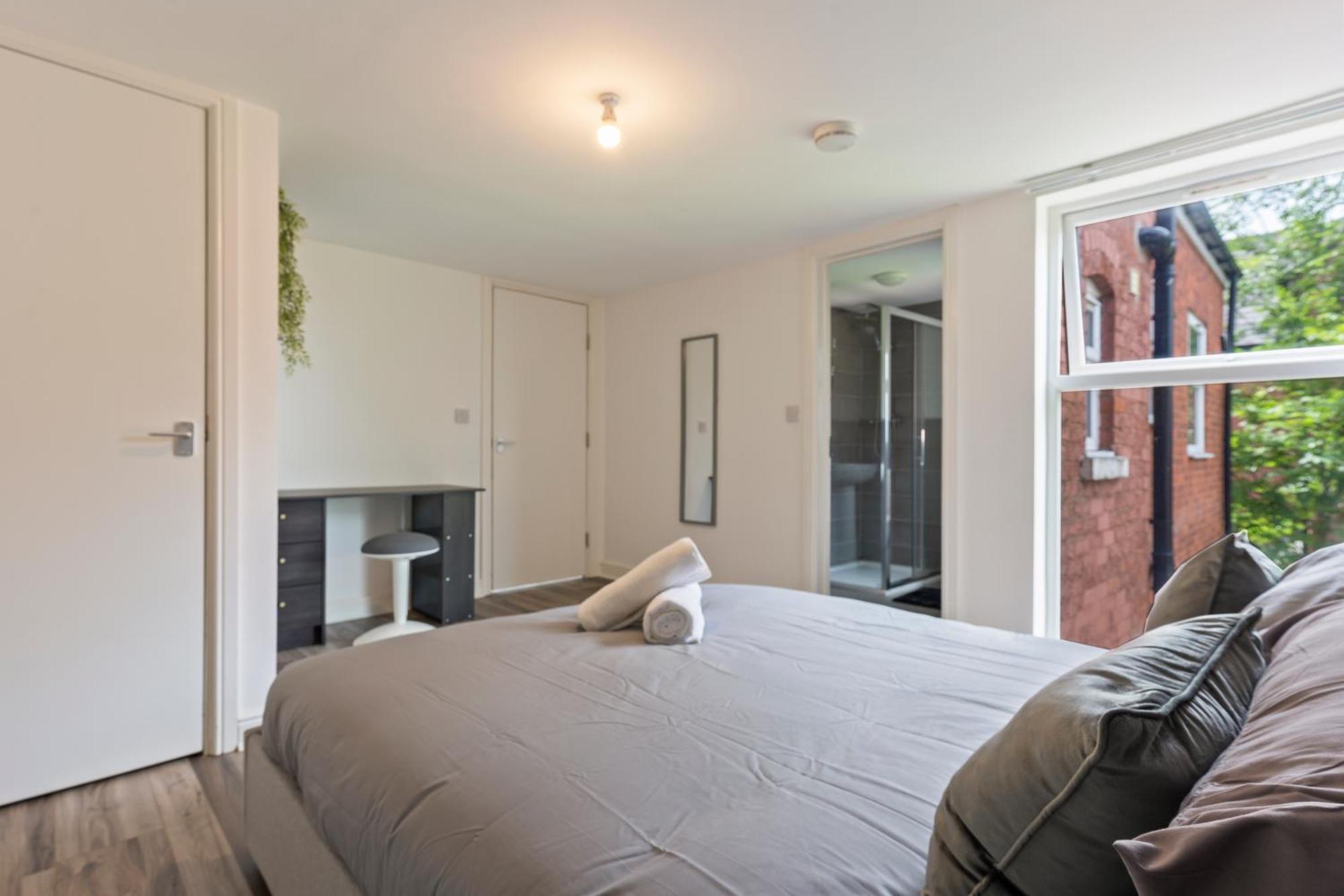 Bronze Haven - A Luxe And Cozy Stay In Birmingham Eksteriør billede